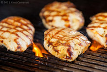 Load image into Gallery viewer, 8oz. Chicken Breasts (2 per package) Frozen Product of Ontario
